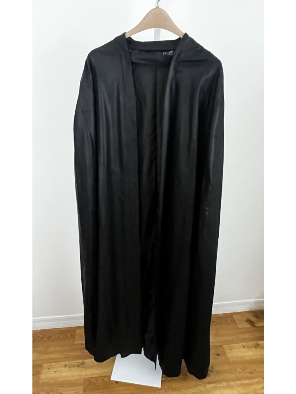 Disney Star Wars Galactic Starcruiser Kylo Ren Cloak Cape Adult S/M